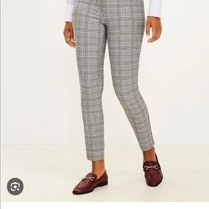 Loft Sutton Skinny Size 8 NWT